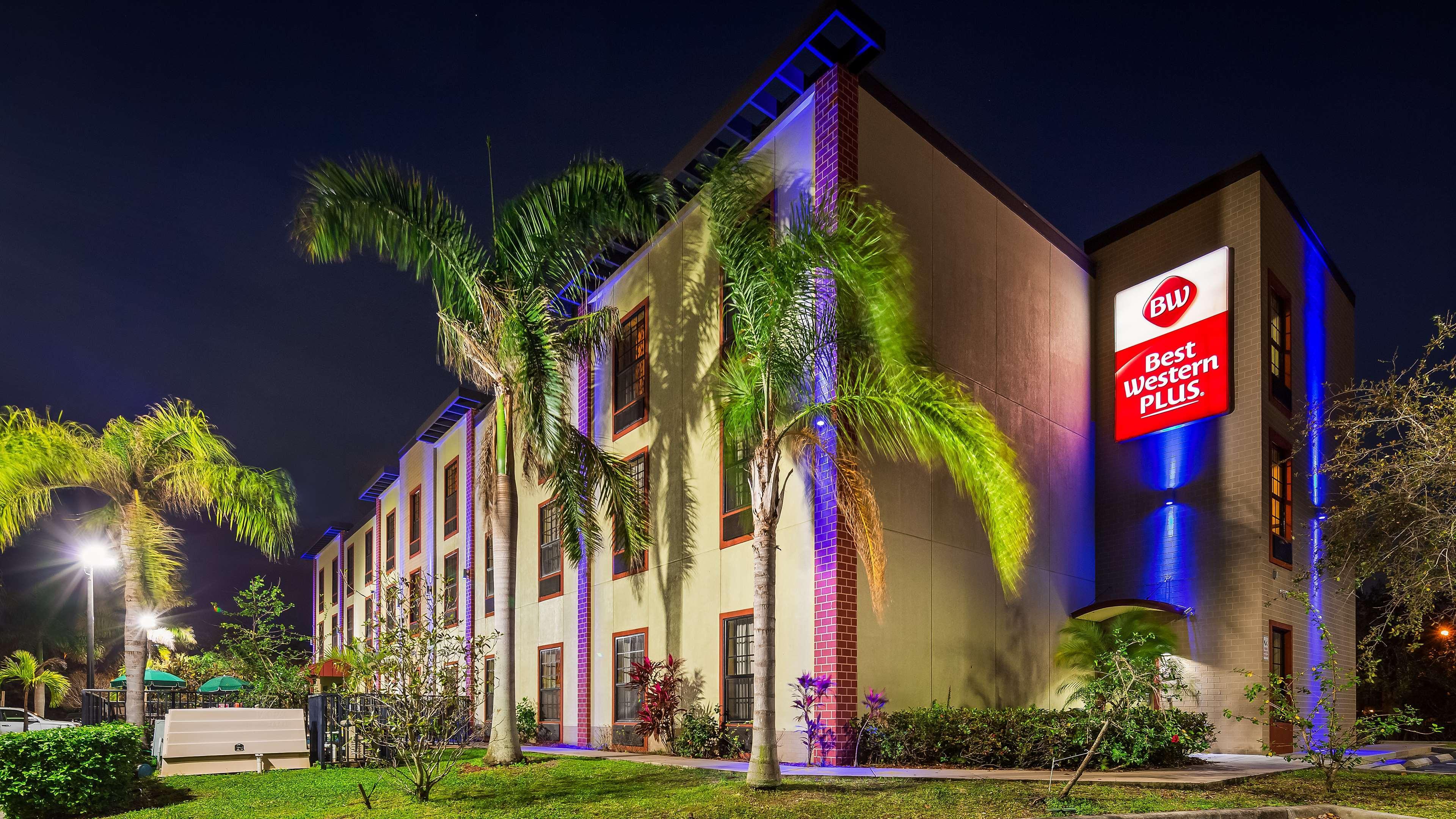 Best Western Plus Bradenton Gateway Hotel Ngoại thất bức ảnh